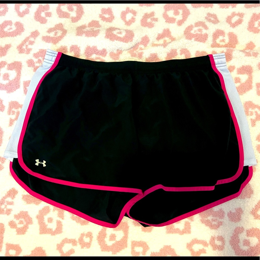 Women’s Under Armour Athletic Shorts!
